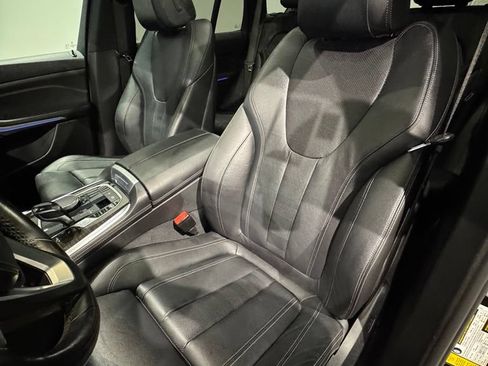 Used 2019 BMW X5 xDrive40i w/ Convenience Package AWD/4WD image 16