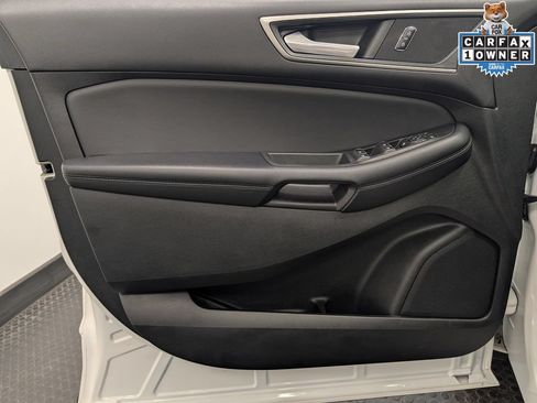 Certified 2022 Ford Edge SEL w/ Convenience Package AWD/4WD image 8