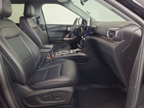 Used 2023 Ford Explorer Limited w/ Limited Technology Package AWD/4WD image 22