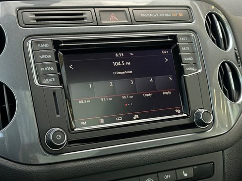 Used 2017 Volkswagen Tiguan Wolfsburg Edition AWD/4WD image 18