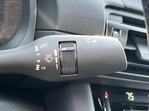 Used 2025 Lexus IS 350 F Sport image 41