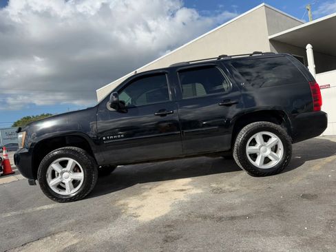 Used 2008 Chevrolet Tahoe LT w/ Convenience Package 1 AWD/4WD image 3