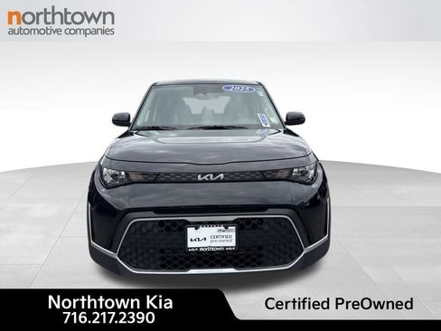 Certified 2025 Kia Soul LX FWD image 3