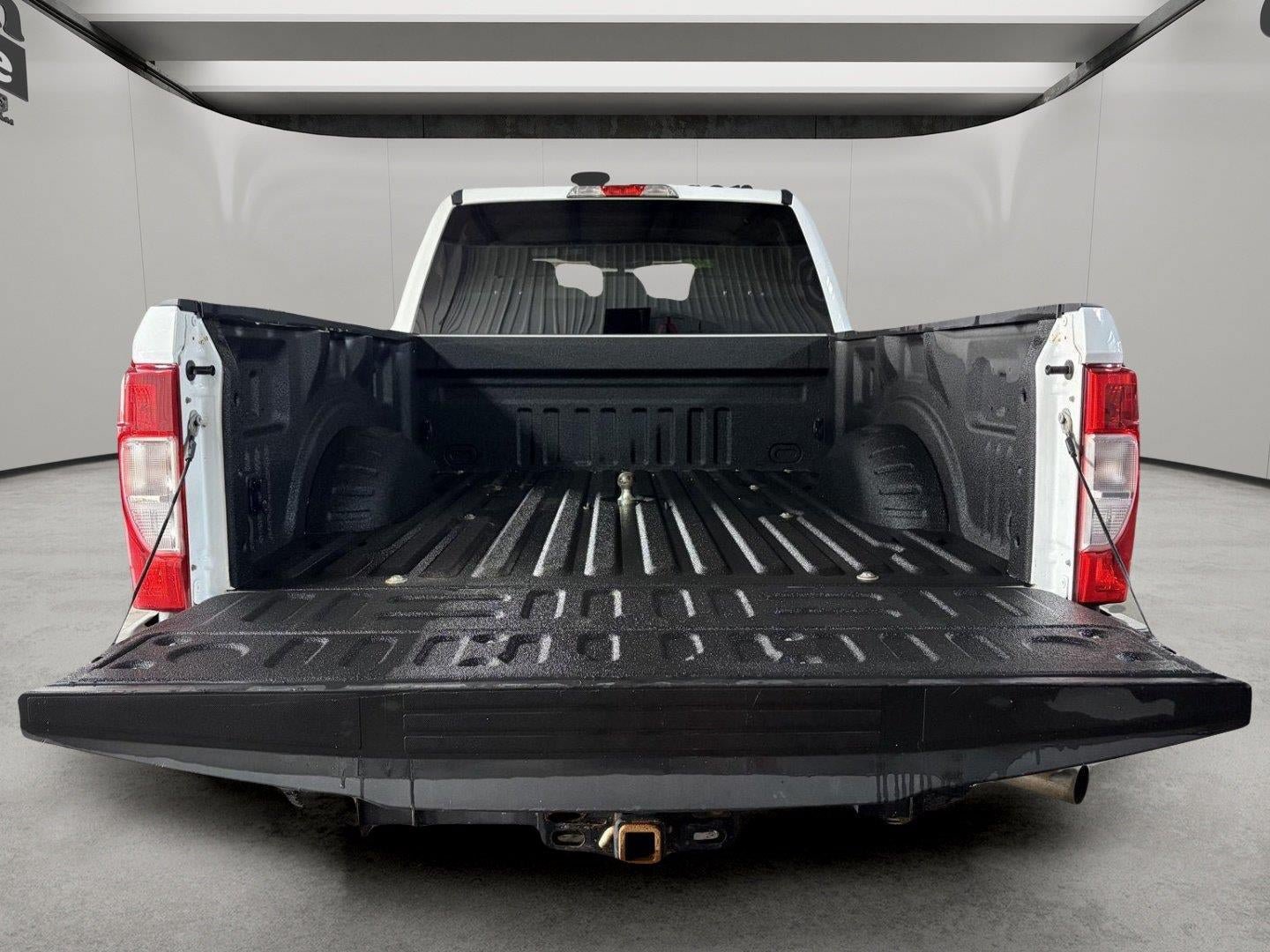 Used 2020 Ford F250 XL w/ STX Appearance Package AWD/4WD image 6