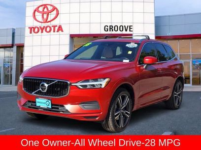 Used 2018 Volvo XC60 T5 Momentum w/ Convenience Package