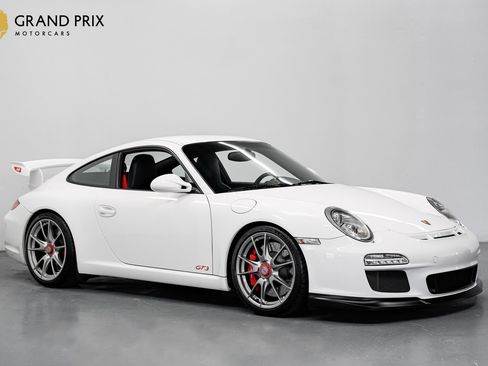 Used 2010 Porsche 911 GT3 RWD image 1