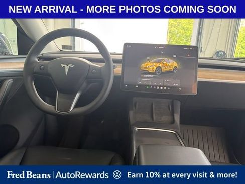Used 2024 Tesla Model Y Long Range AWD/4WD image 11