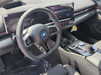 New 2026 BMW i5 eDrive40 w/ M Sport Package RWD video 2