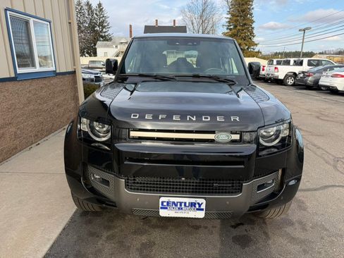 Used 2022 Land Rover Defender 110 X-Dynamic SE image 2