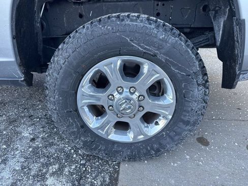 Used 2024 RAM 3500 Big Horn AWD/4WD image 19