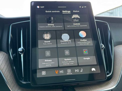 New 2026 Volvo XC60 T8 Plus w/ Protection Package Premier image 29