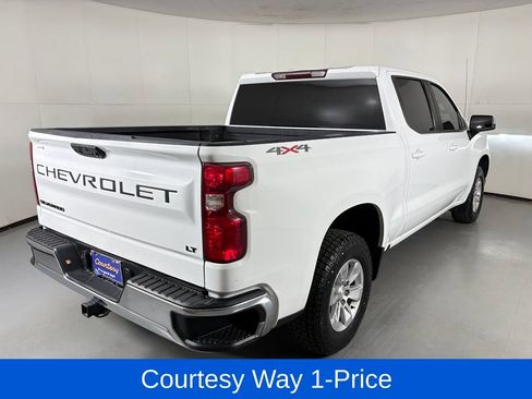 Used 2022 Chevrolet Silverado 1500 LT w/ Protection Package AWD/4WD image 11