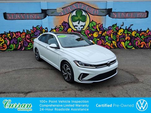 Certified 2025 Volkswagen Jetta SEL image 1