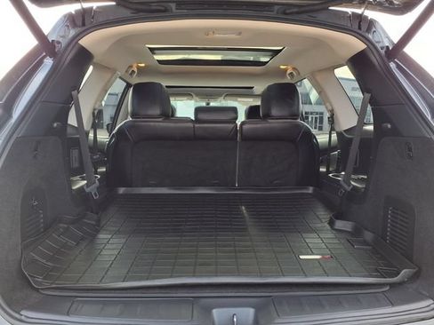 Used 2020 Nissan Pathfinder SL FWD image 9