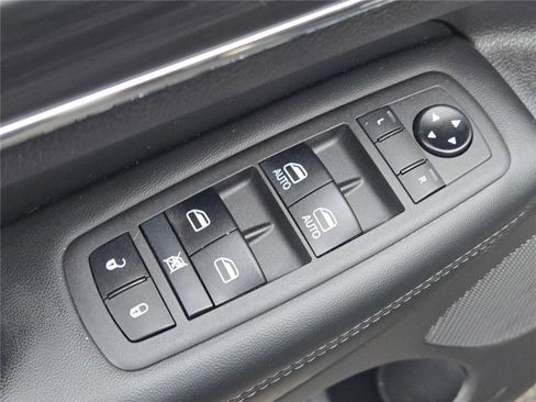 Certified 2021 Jeep Grand Cherokee Limited image 24