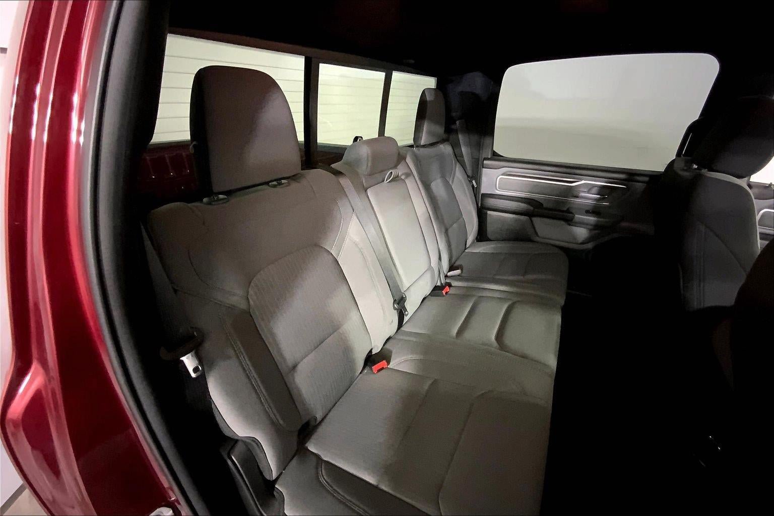 Used 2022 RAM 1500 Big Horn AWD/4WD image 23