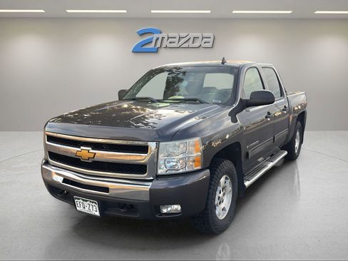 Used 2011 Chevrolet Silverado 1500 LT w/ All-Star Edition image 2
