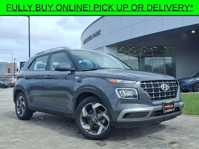 Used 2025 Hyundai Venue SEL