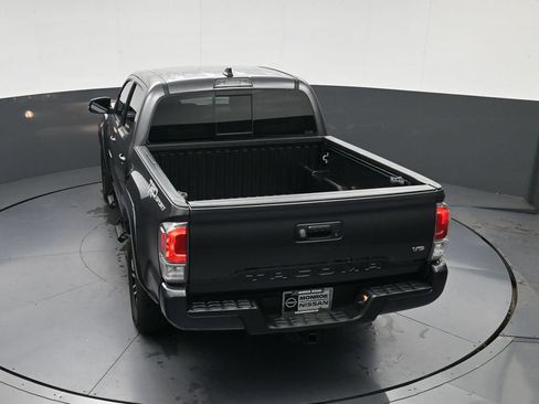Used 2020 Toyota Tacoma TRD Sport RWD image 27