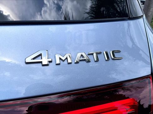 Certified 2025 Mercedes-Benz GLE 450e 4MATIC image 10