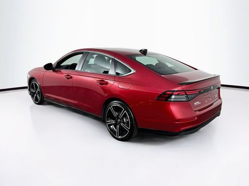 Used 2024 Honda Accord Sport image 5