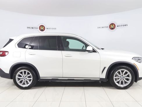 Used 2023 BMW X5 xDrive40i w/ Premium Package AWD/4WD image 2