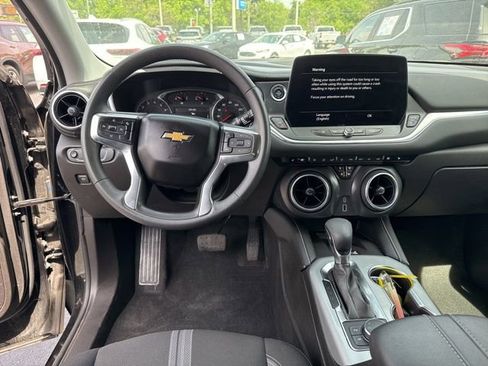 Used 2024 Chevrolet Blazer LT w/ Convenience Package image 15