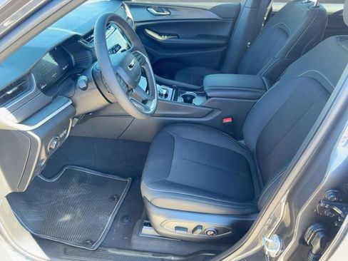 New 2026 Jeep Grand Cherokee L Laredo AWD/4WD image 5