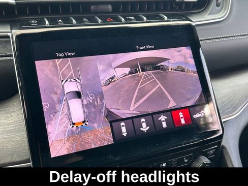 Used 2025 Jeep Grand Cherokee L Limited w/ Luxury Tech Group II image 22