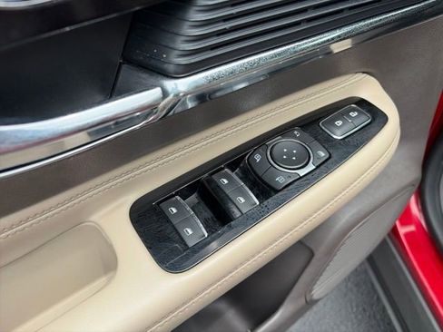 Used 2020 Lincoln Corsair FWD w/ Premium Package image 10