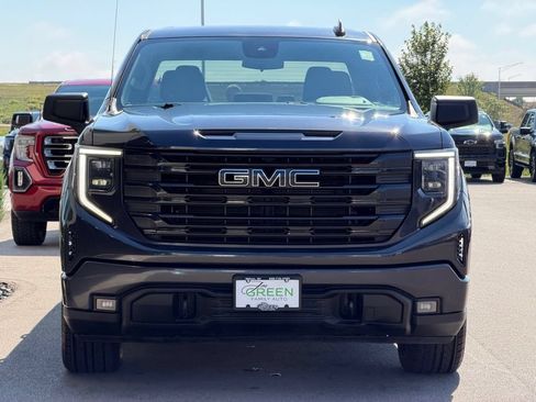 Used 2022 GMC Sierra 1500 Elevation AWD/4WD image 6