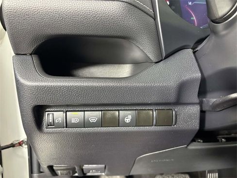 Used 2023 Toyota RAV4 XLE image 16