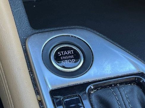 Certified 2022 Nissan Sentra SV w/ SV Premium Package image 7