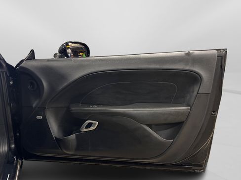 Used 2015 Dodge Challenger SXT Plus image 37