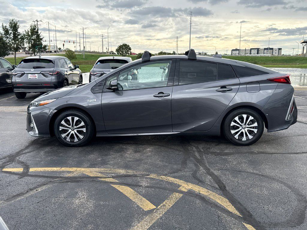 Used 2020 Toyota Prius Prime Limited FWD image 8