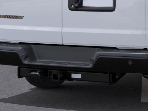 New 2026 Chevrolet Express 3500 Extended RWD image 14