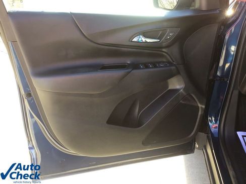 Used 2023 Chevrolet Equinox LT image 25