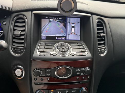 Used 2016 INFINITI QX50 AWD w/ Deluxe Touring Package image 20