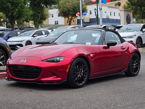 Used 2023 MAZDA MX-5 Miata Club w/ Brembo/BBS Recaro Package RWD image 10