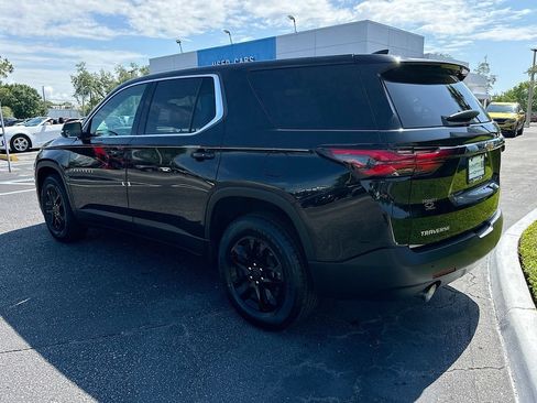 Used 2023 Chevrolet Traverse LS w/ Safety Package FWD image 7