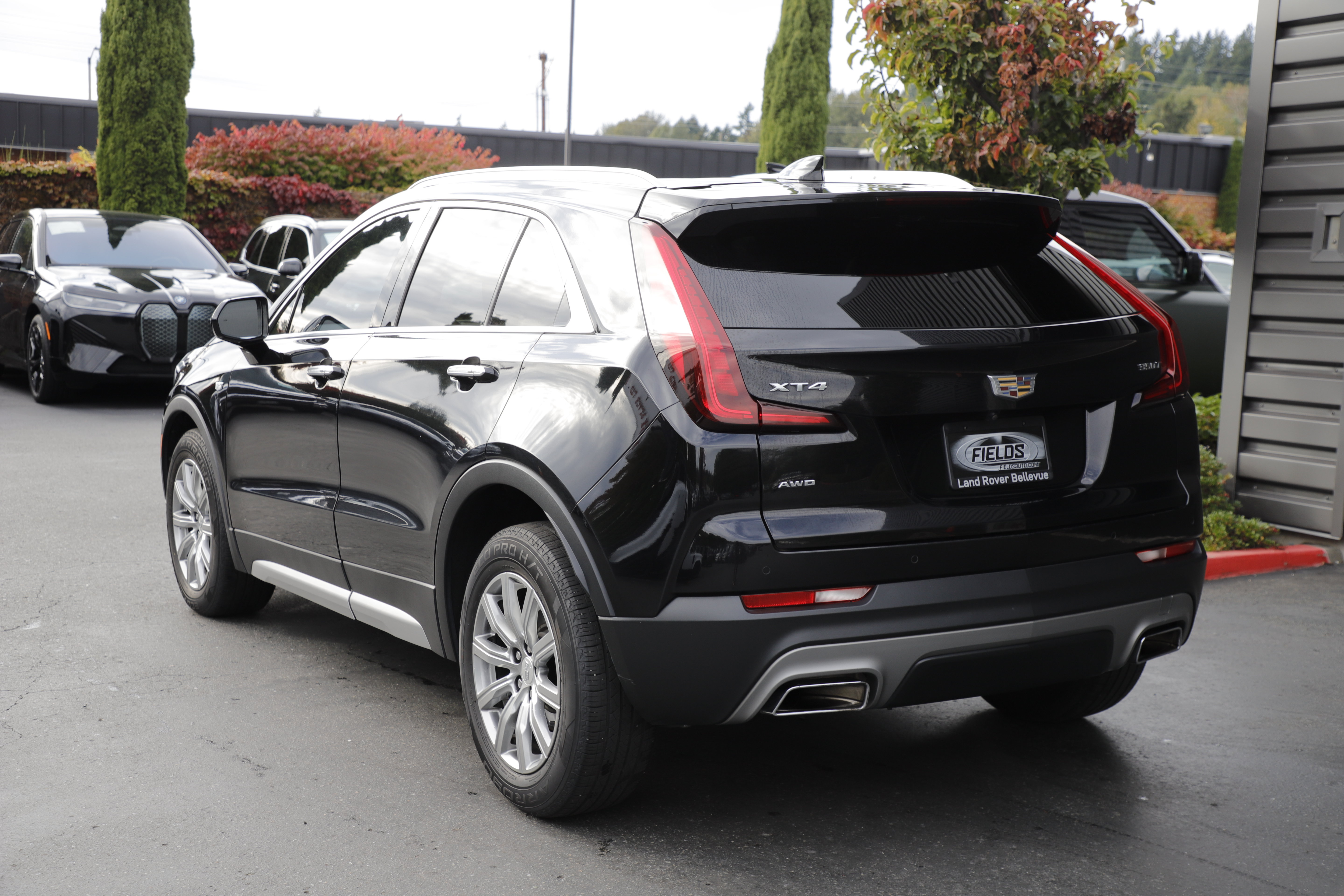 Used 2020 Cadillac XT4 Premium Luxury w/ Driver Awareness Package AWD/4WD image 3