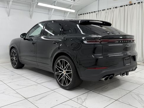 Certified 2026 Porsche Cayenne Coupe AWD/4WD image 14