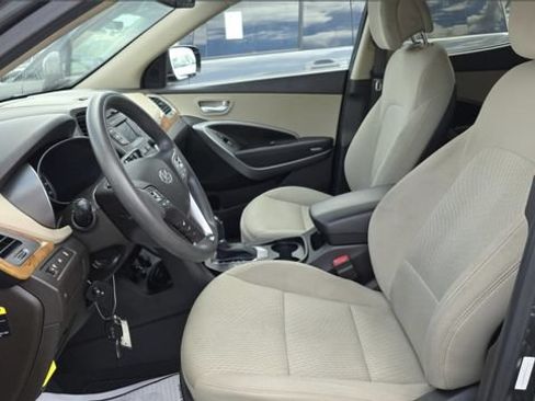Used 2016 Hyundai Santa Fe Sport w/ Option Group 02 FWD image 5