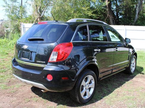 Used 2014 Chevrolet Captiva Sport LTZ FWD image 7