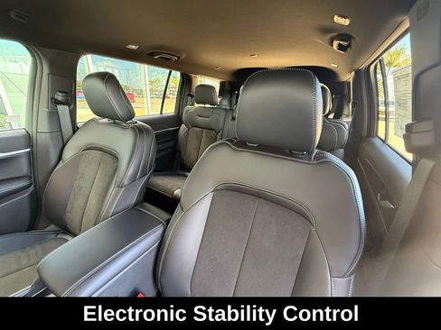 New 2026 Jeep Grand Cherokee L 4WD image 23