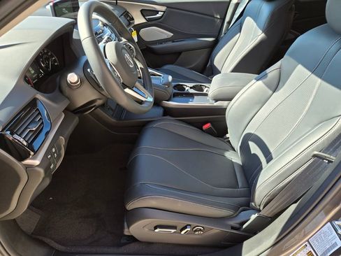 Certified 2025 Acura RDX SH-AWD w/ Technology Package image 12