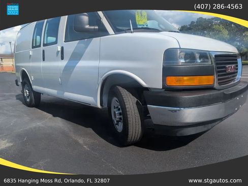 Used 2017 GMC Savana 2500 RWD image 9