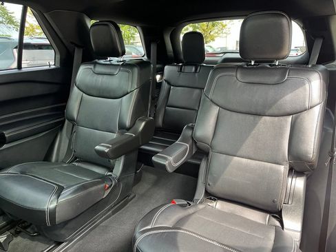 Used 2022 Ford Explorer ST w/ Equipment Group 401A AWD/4WD image 13