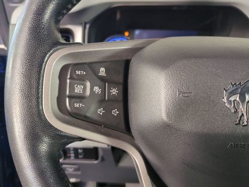 Used 2023 Ford Bronco Badlands image 30