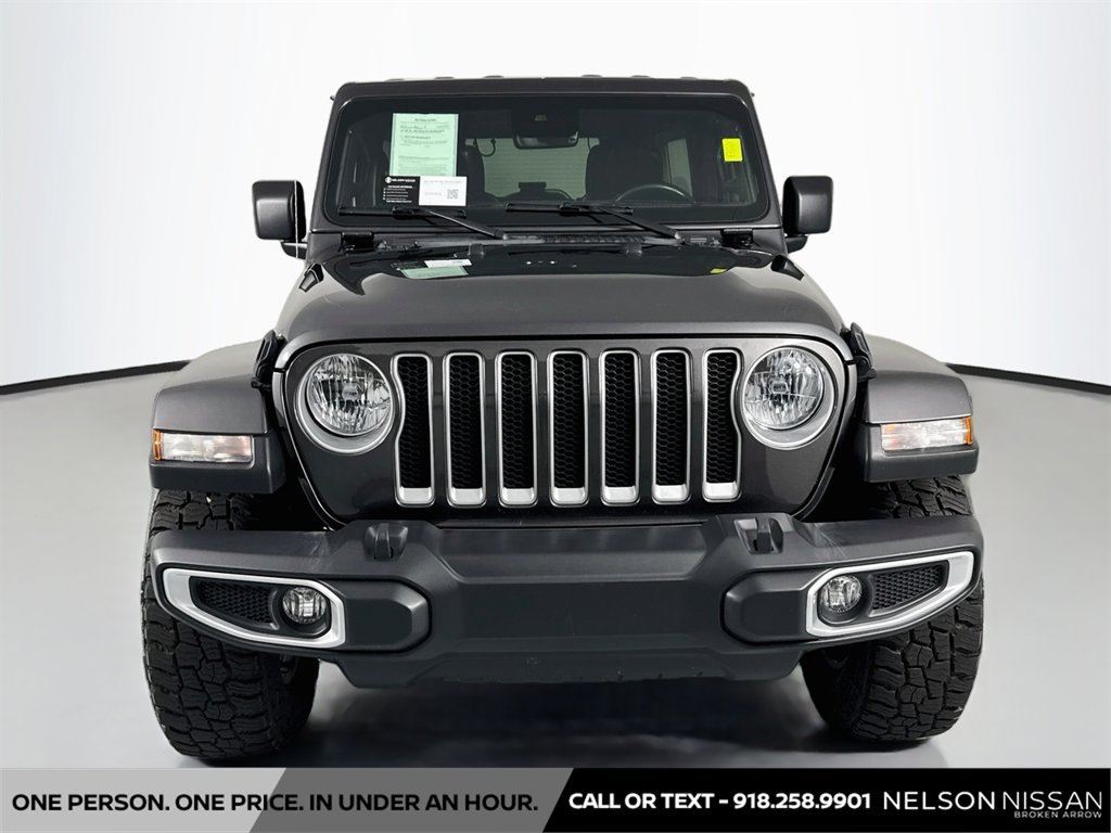 Used 2022 Jeep Wrangler Unlimited Sahara w/ Dual Top Group AWD/4WD image 2